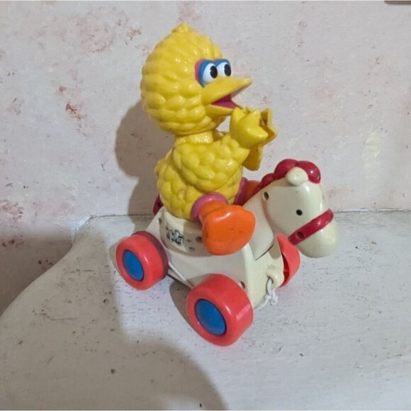 Sesame Street Big Bird Pull Toy Vintage 1980s With red  and blue wheels - Picture 1 of 10
